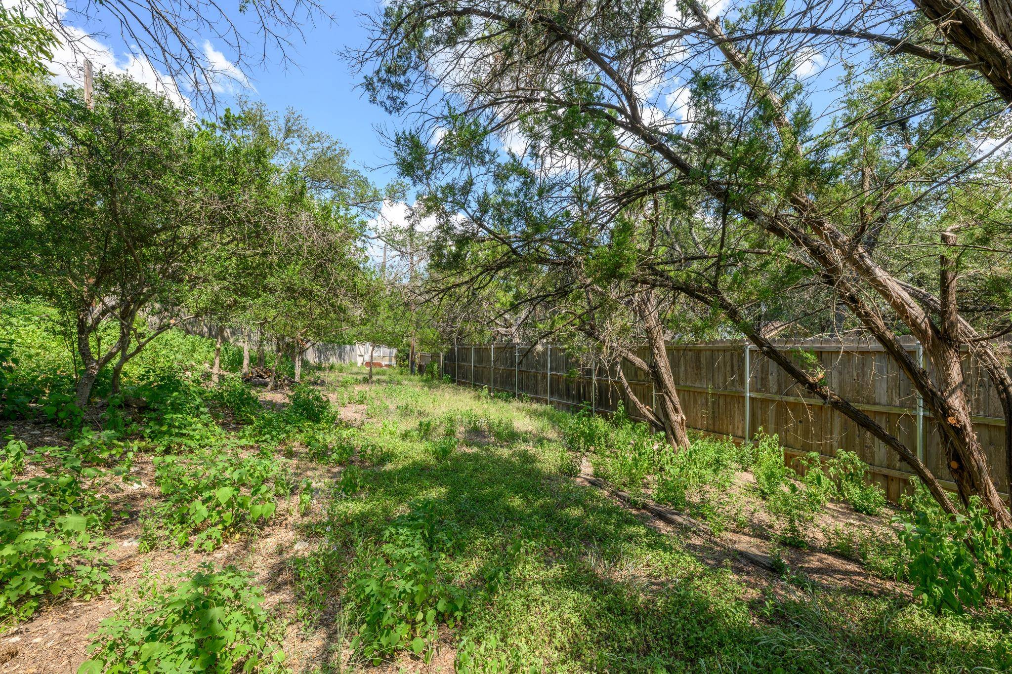 9820 Timber Ridge PASS, Austin, TX 78733