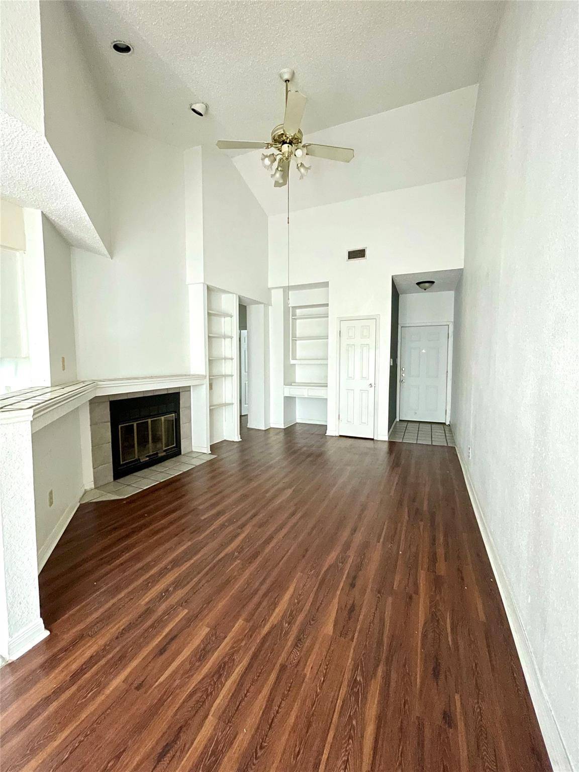 3111 Tom Green ST #302, Austin, TX 78705