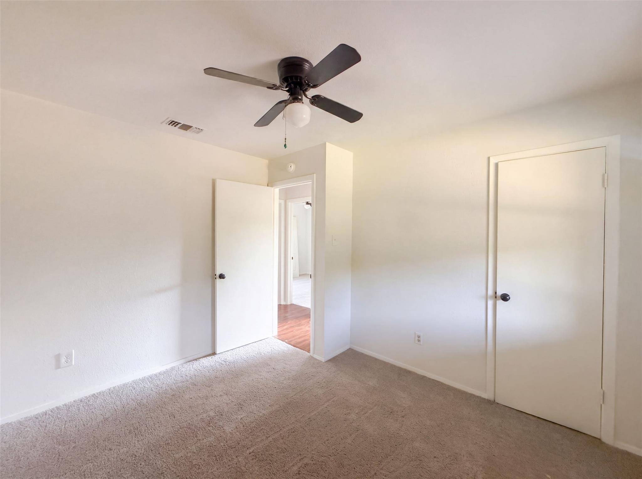 1002 Hummingbird DR, Marble Falls, TX 78654