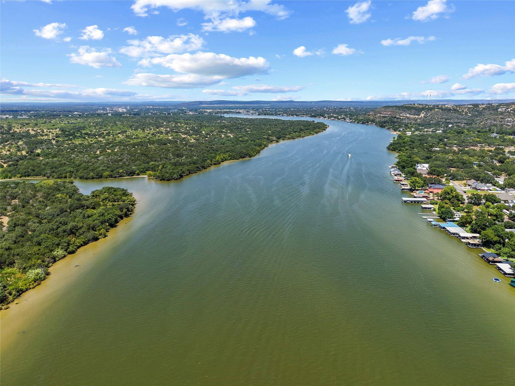 410 CR 136B, Kingsland, TX 78639