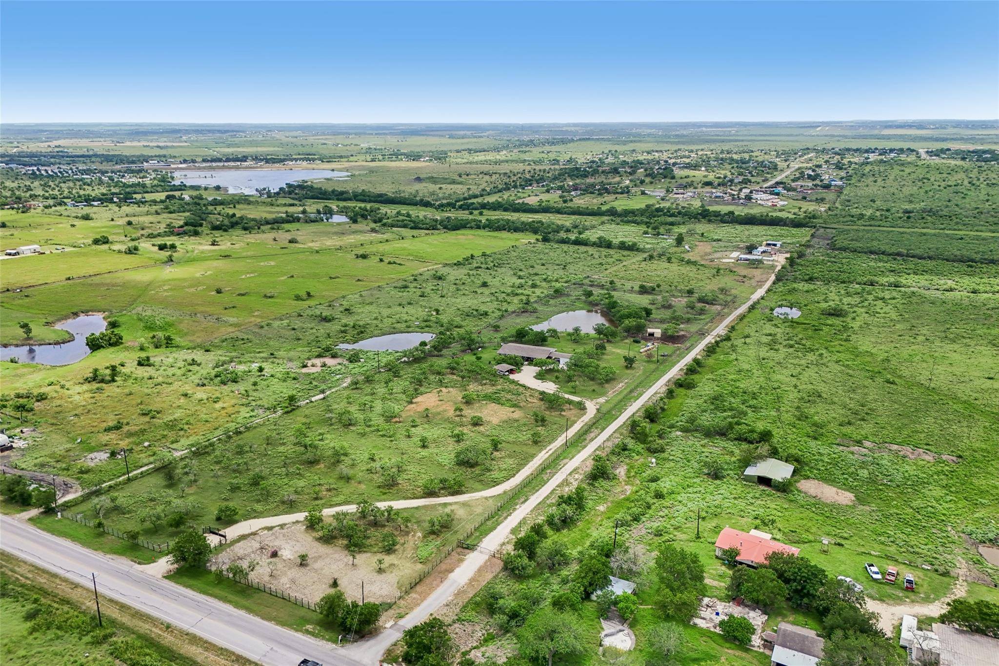 8004 Niederwald Strasse, Kyle, TX 78640