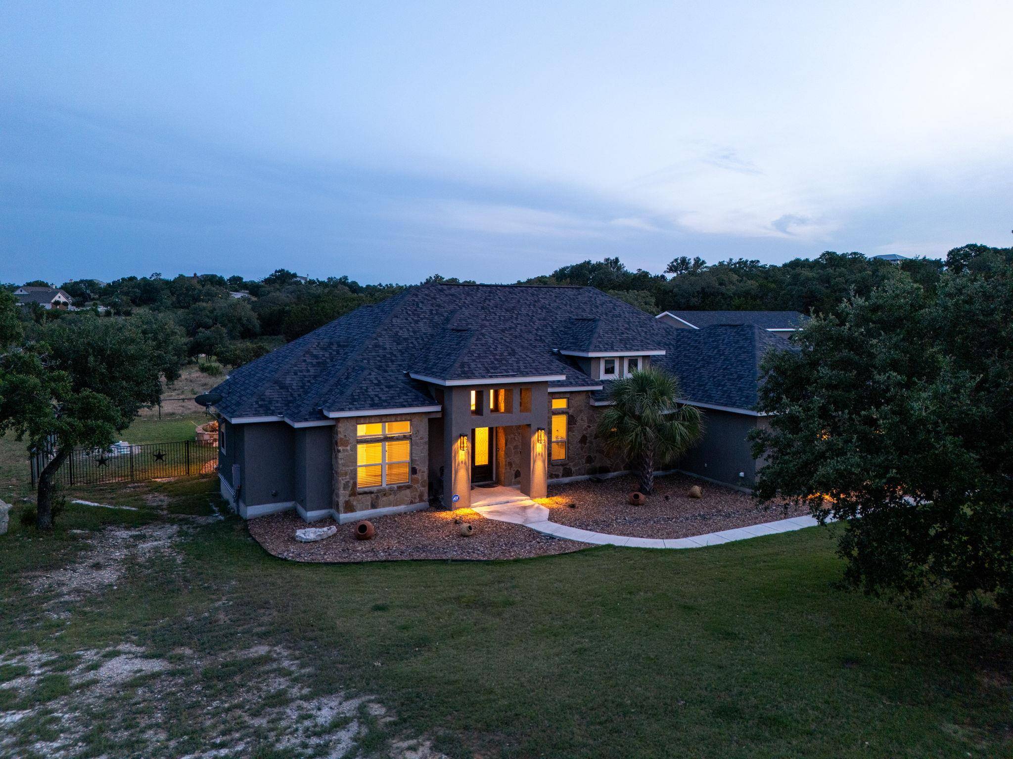 346 Blackbird DR, Spring Branch, TX 78070