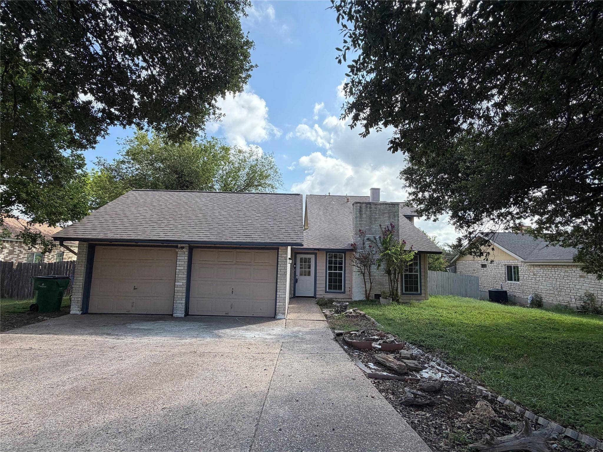 1412 Gatlinburg DR, Pflugerville, TX 78660