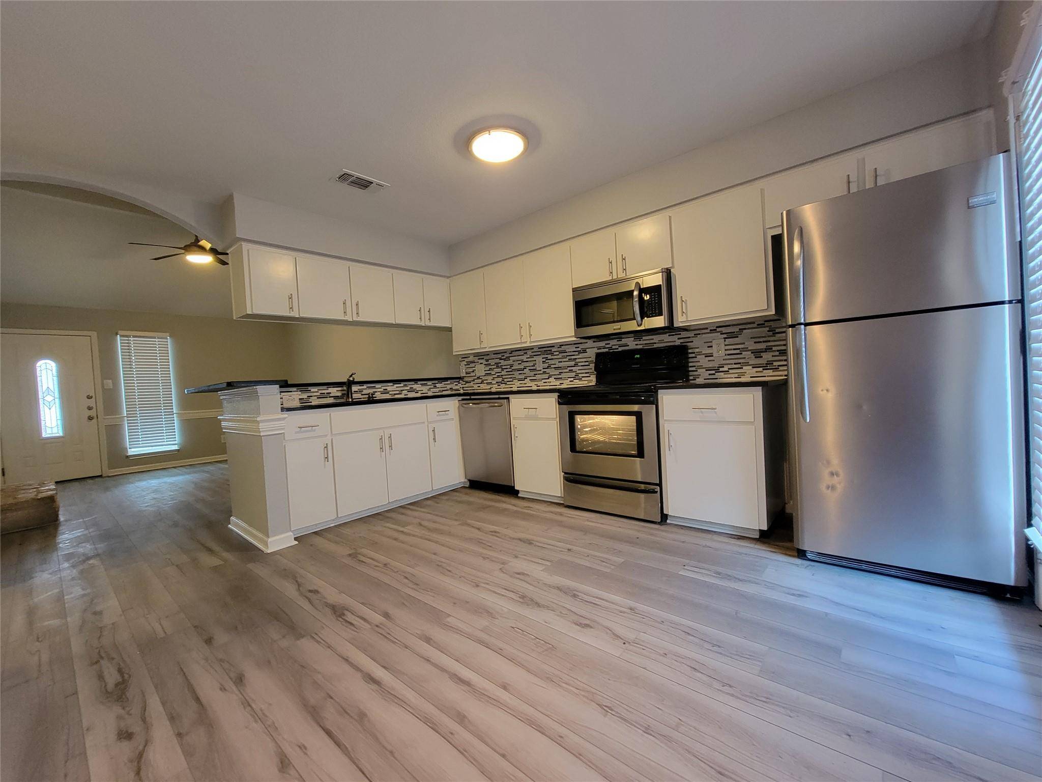 2903 CATALINA #B DR #B, Austin, TX 78741