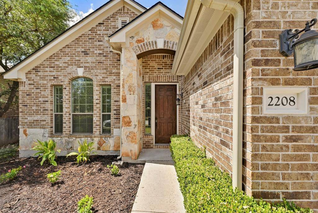 2208 Lookout Range DR, Leander, TX 78641