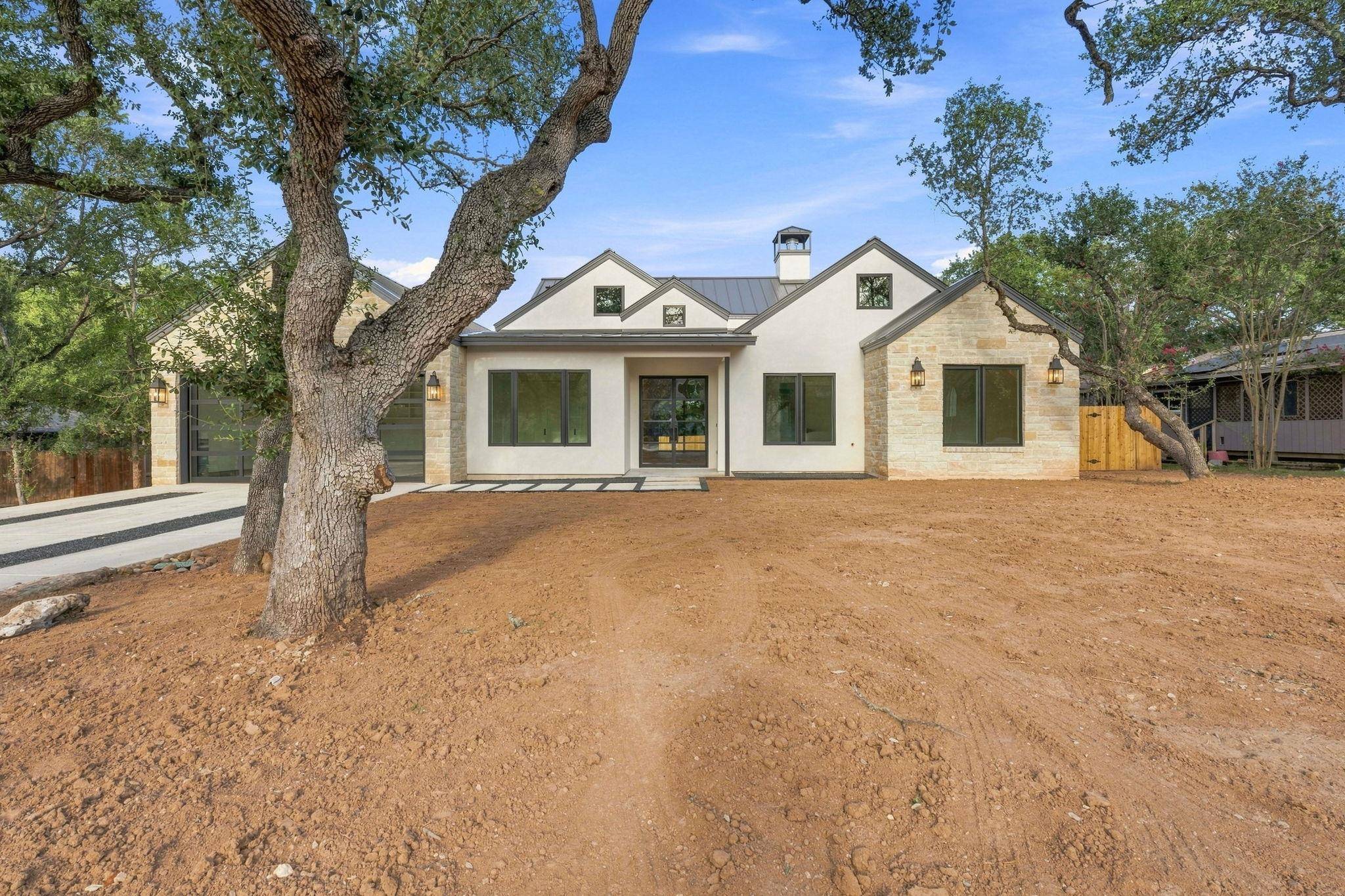 15 Champion CIR, Wimberley, TX 78676