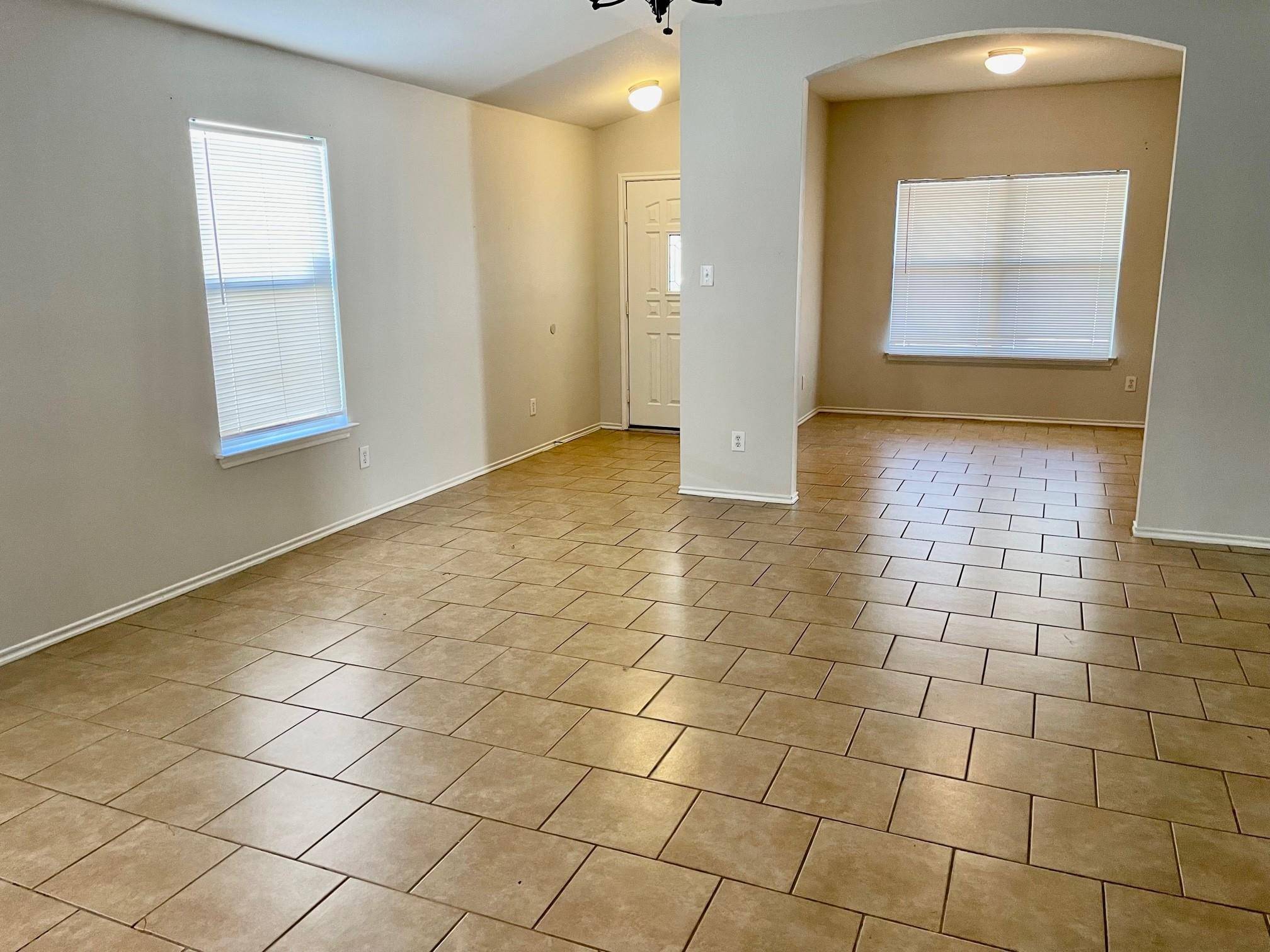 112 Cowboy CV, Kyle, TX 78640