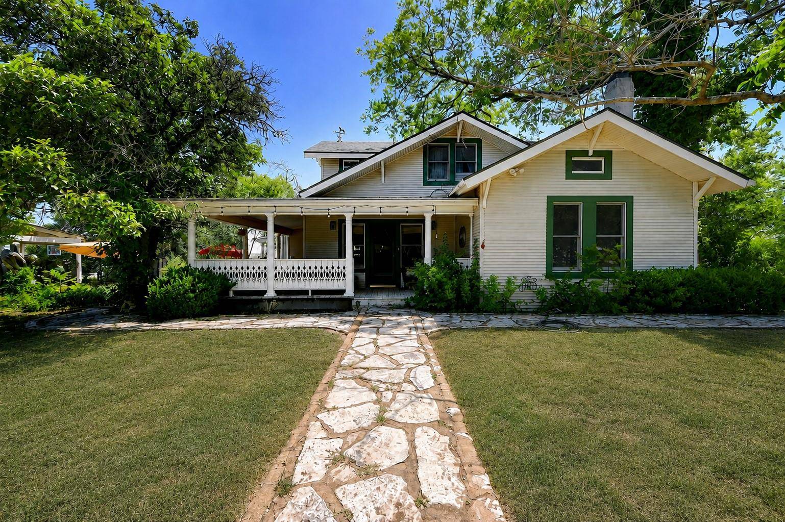 23351 Fm 150 W, Driftwood, TX 78619
