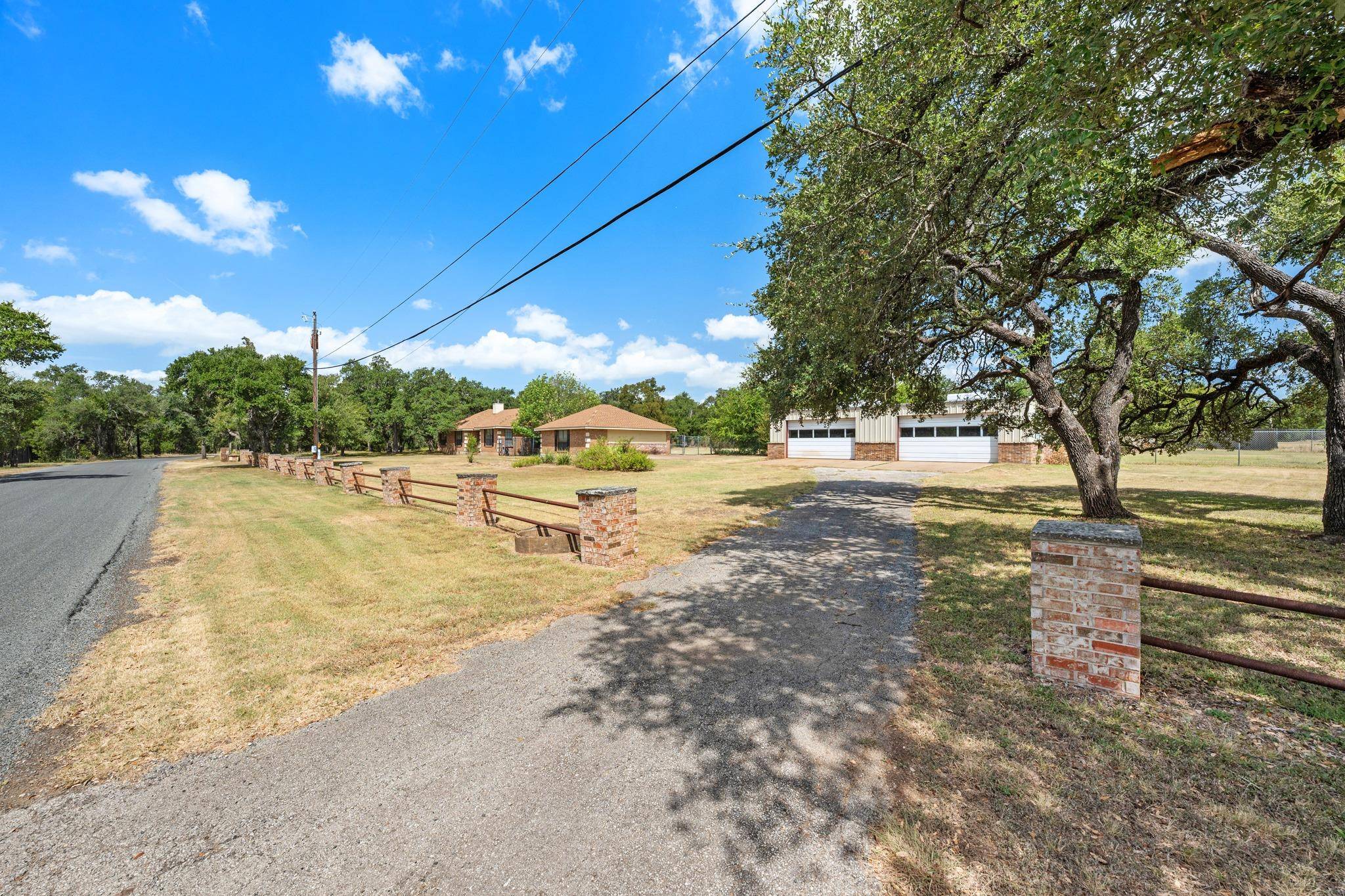 2852 Cedar Hollow RD, Georgetown, TX 78628