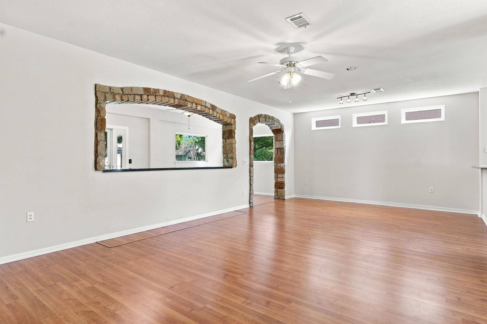118 Bass ST, Georgetown, TX 78633