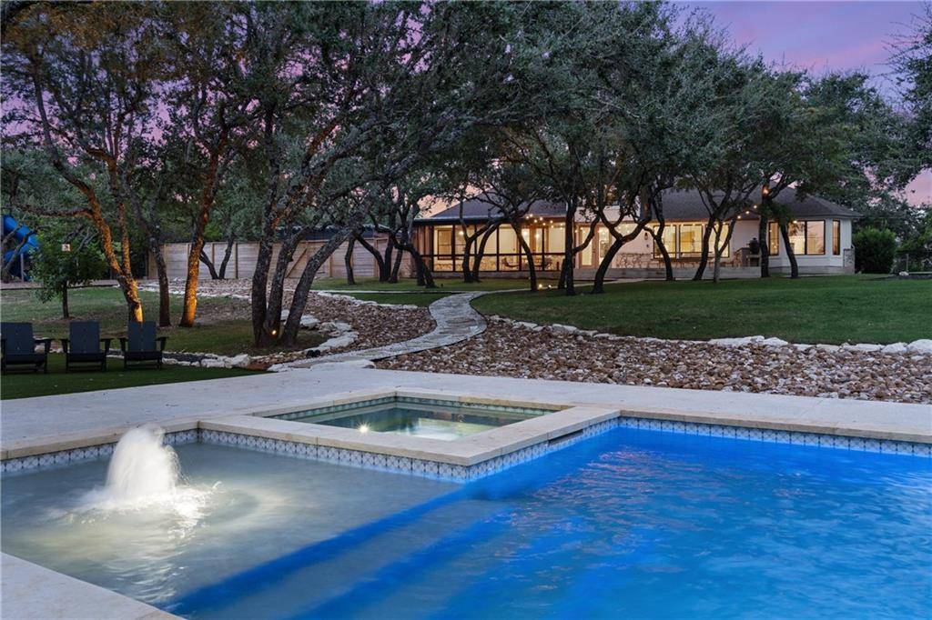 5109 Great Divide DR, Bee Cave, TX 78738