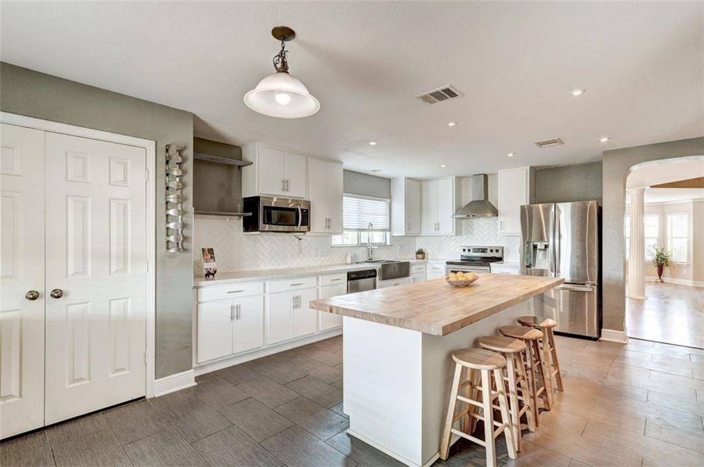 401 Boone Valley DR, Round Rock, TX 78664