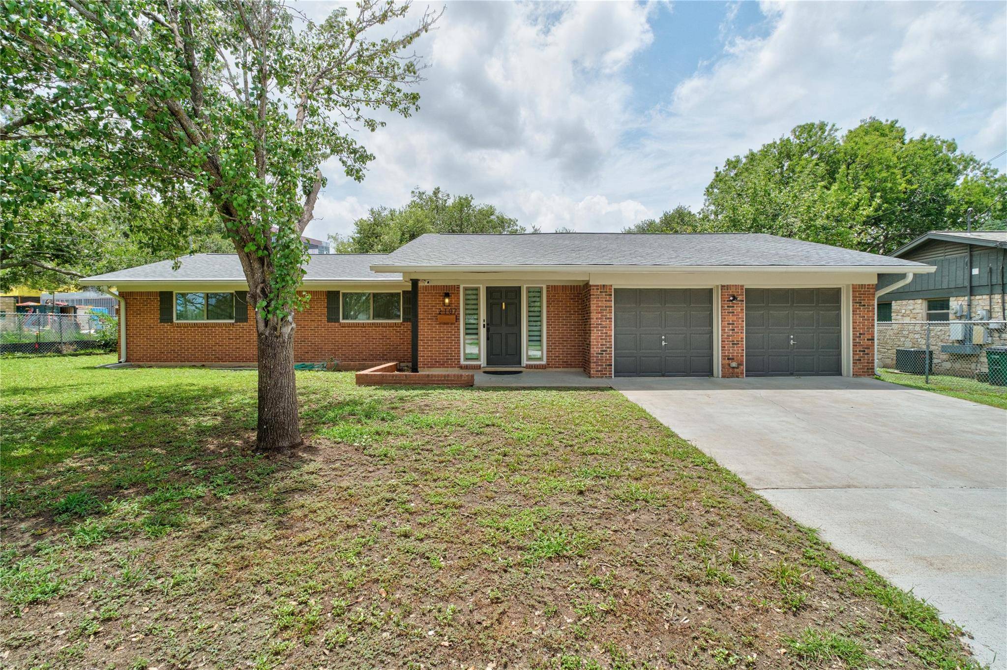 2107 Colfax Ave, Austin, TX 78757