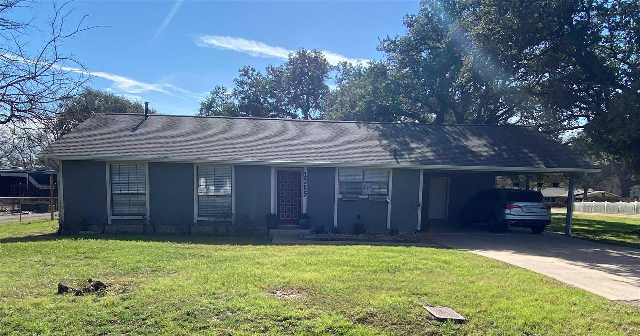 1305 E Main ST, Round Rock, TX 78664