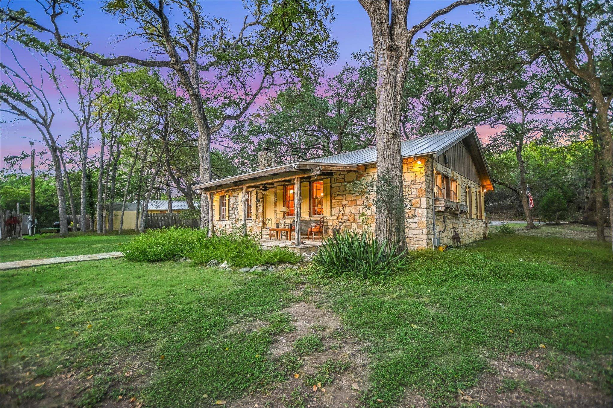 300 DEER LAKE ESTATES, Wimberley, TX 78676