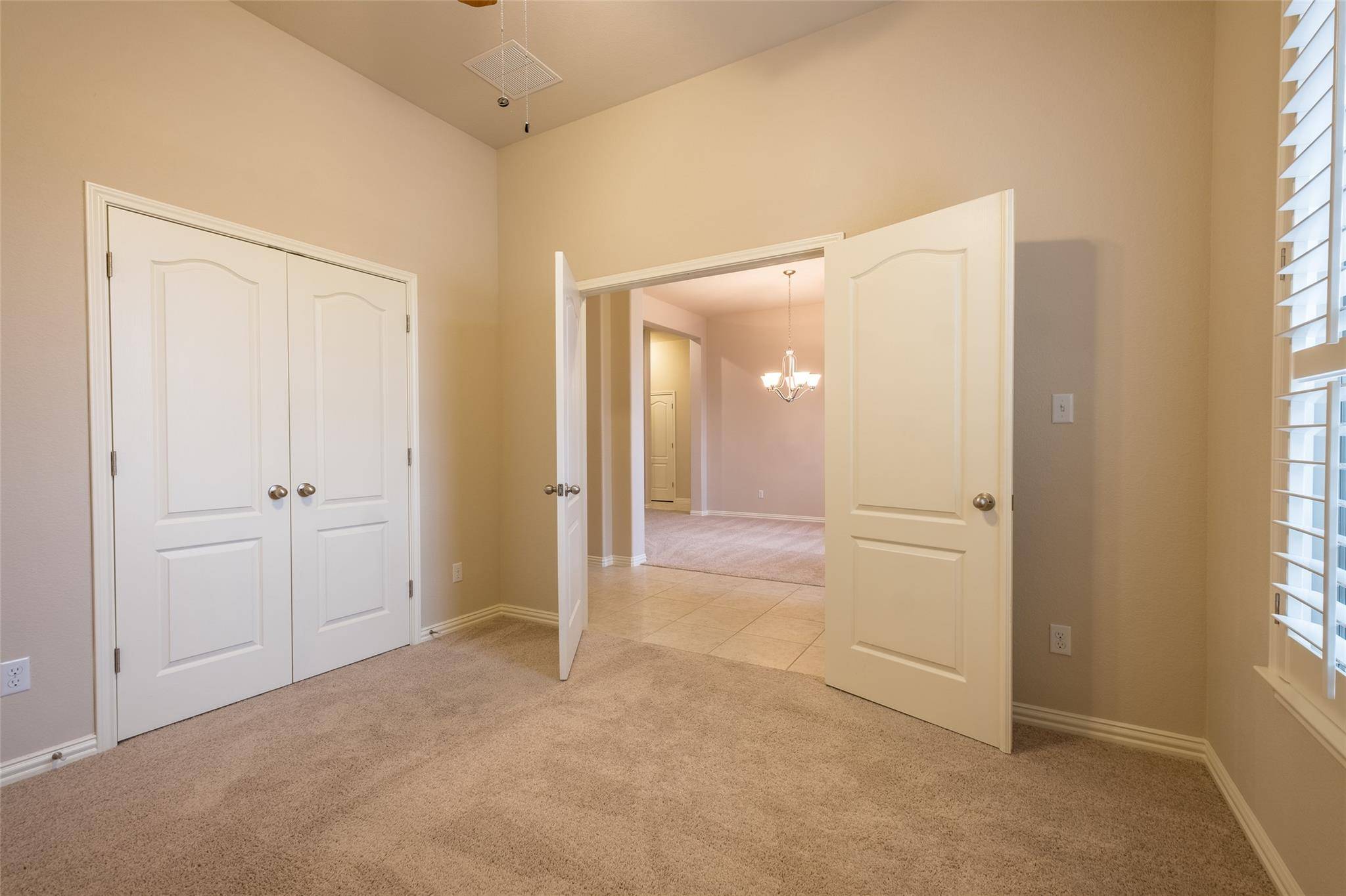 165 Lady Bird LN, Georgetown, TX 78628