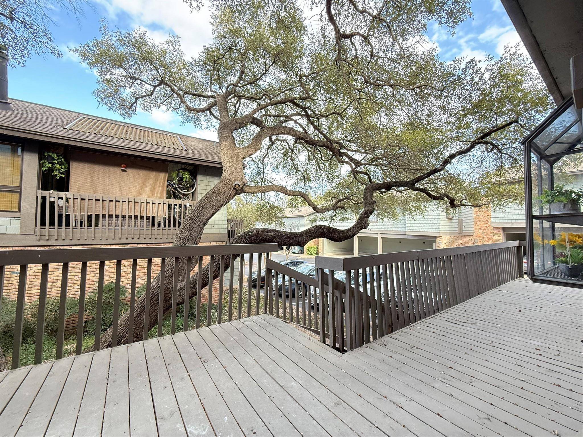 7122 Wood Hollow DR #106, Austin, TX 78731