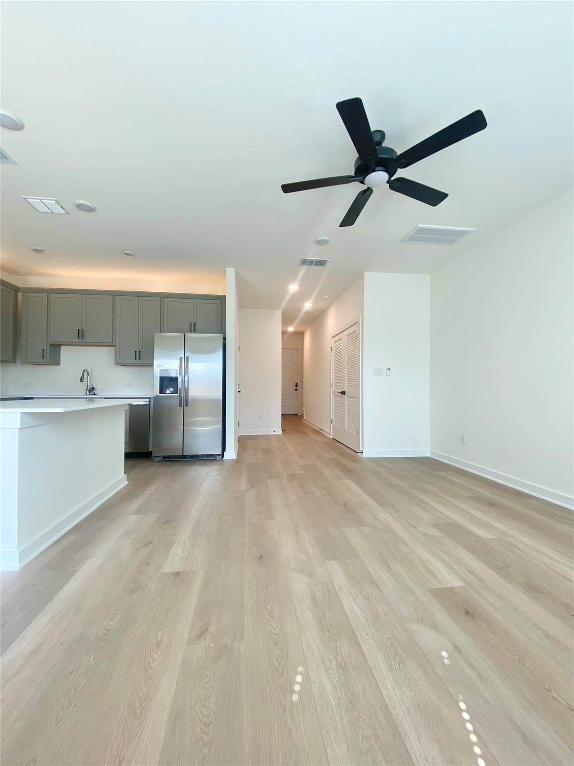 700 Horseshoe DR #101, Leander, TX 78641