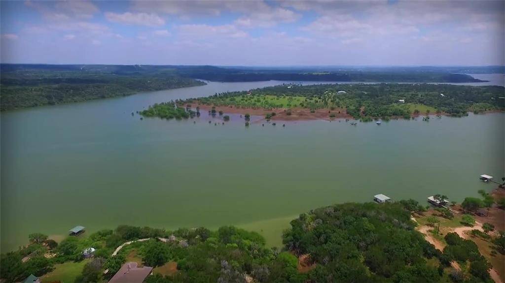 39 Chimney Cove CT, Marble Falls, TX 78654
