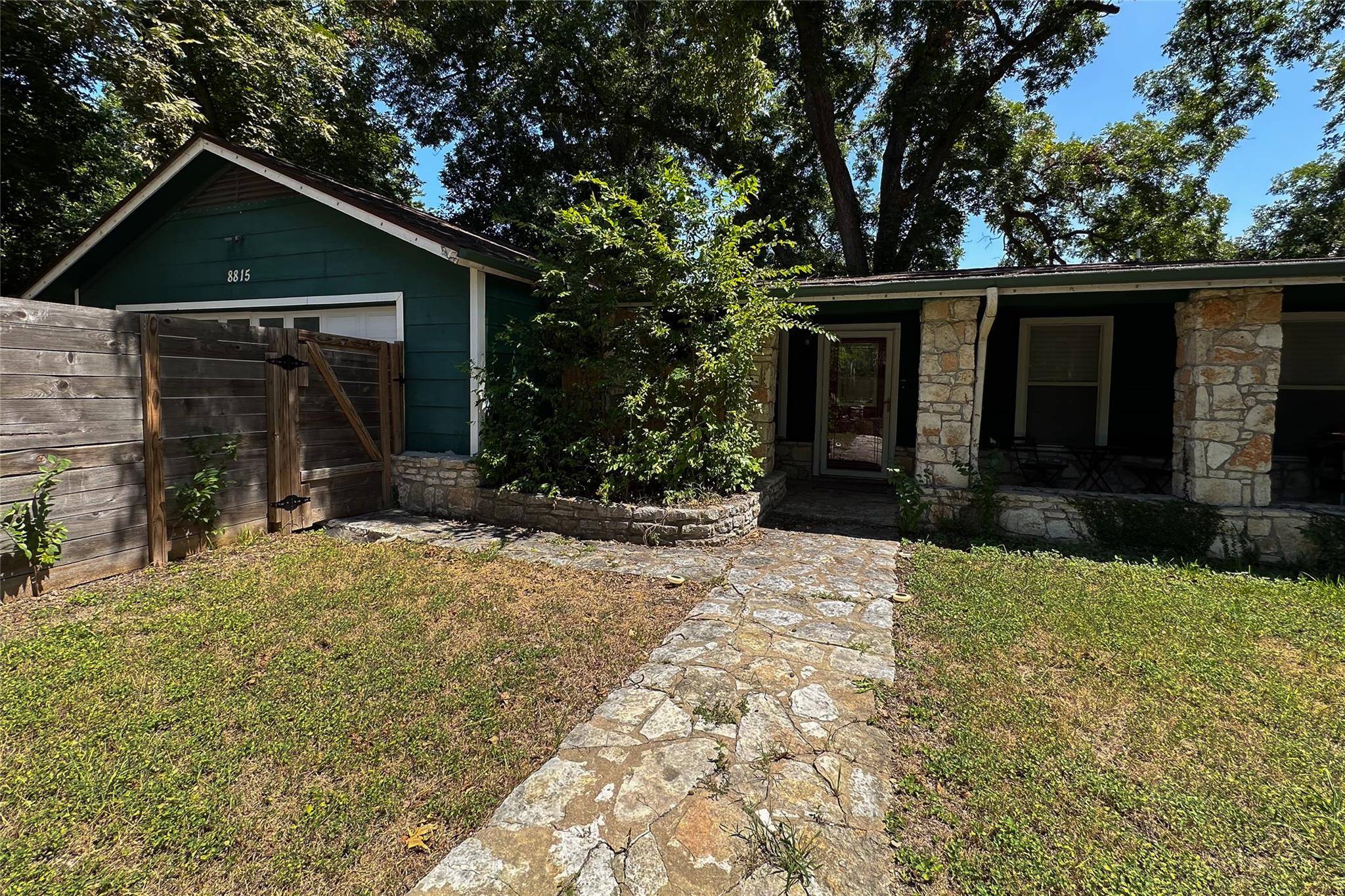 8815 GEORGIAN DR #B, Austin, TX 78753