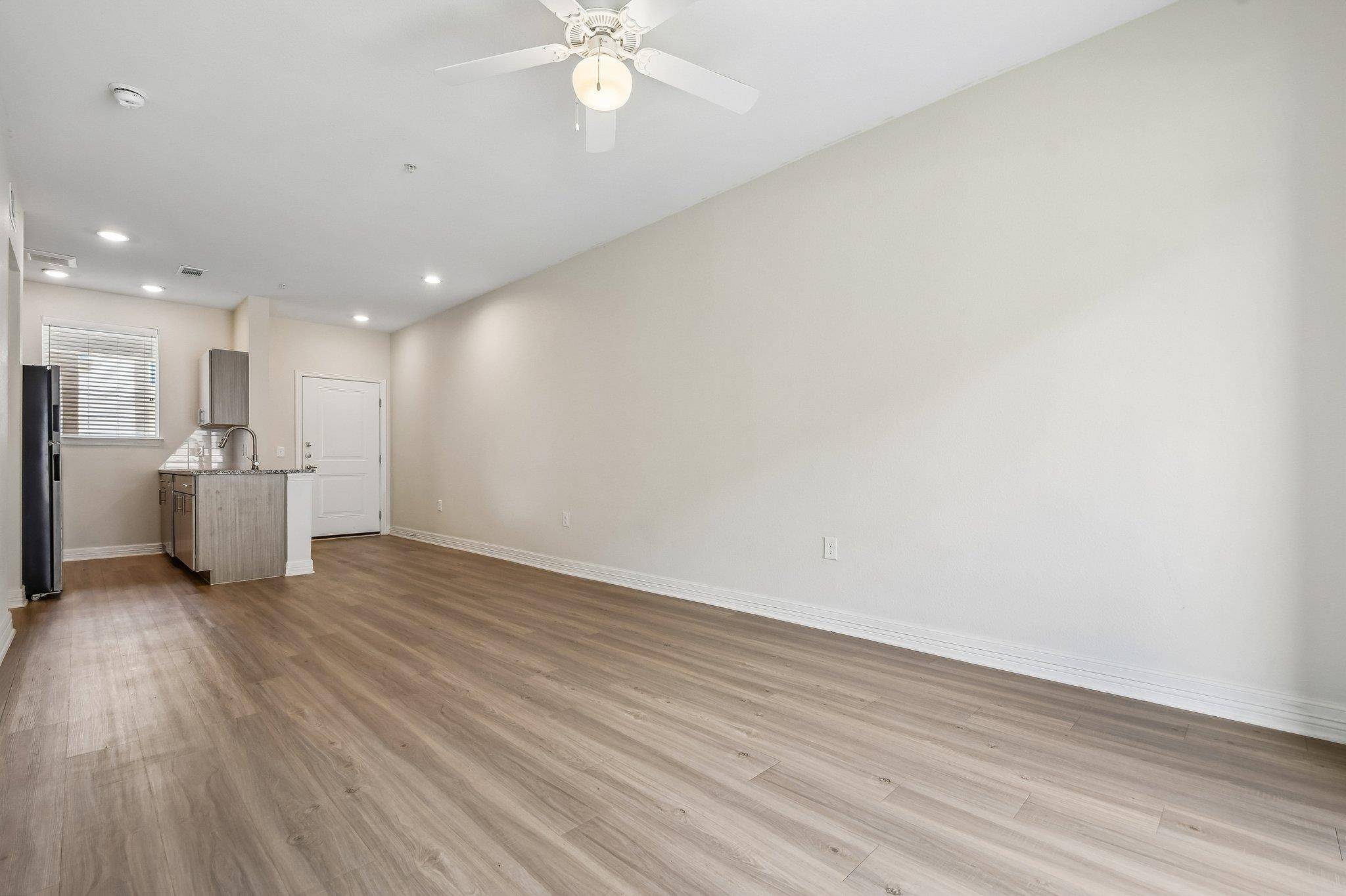 1201 Whitestone BLVD #J-202, Cedar Park, TX 78613