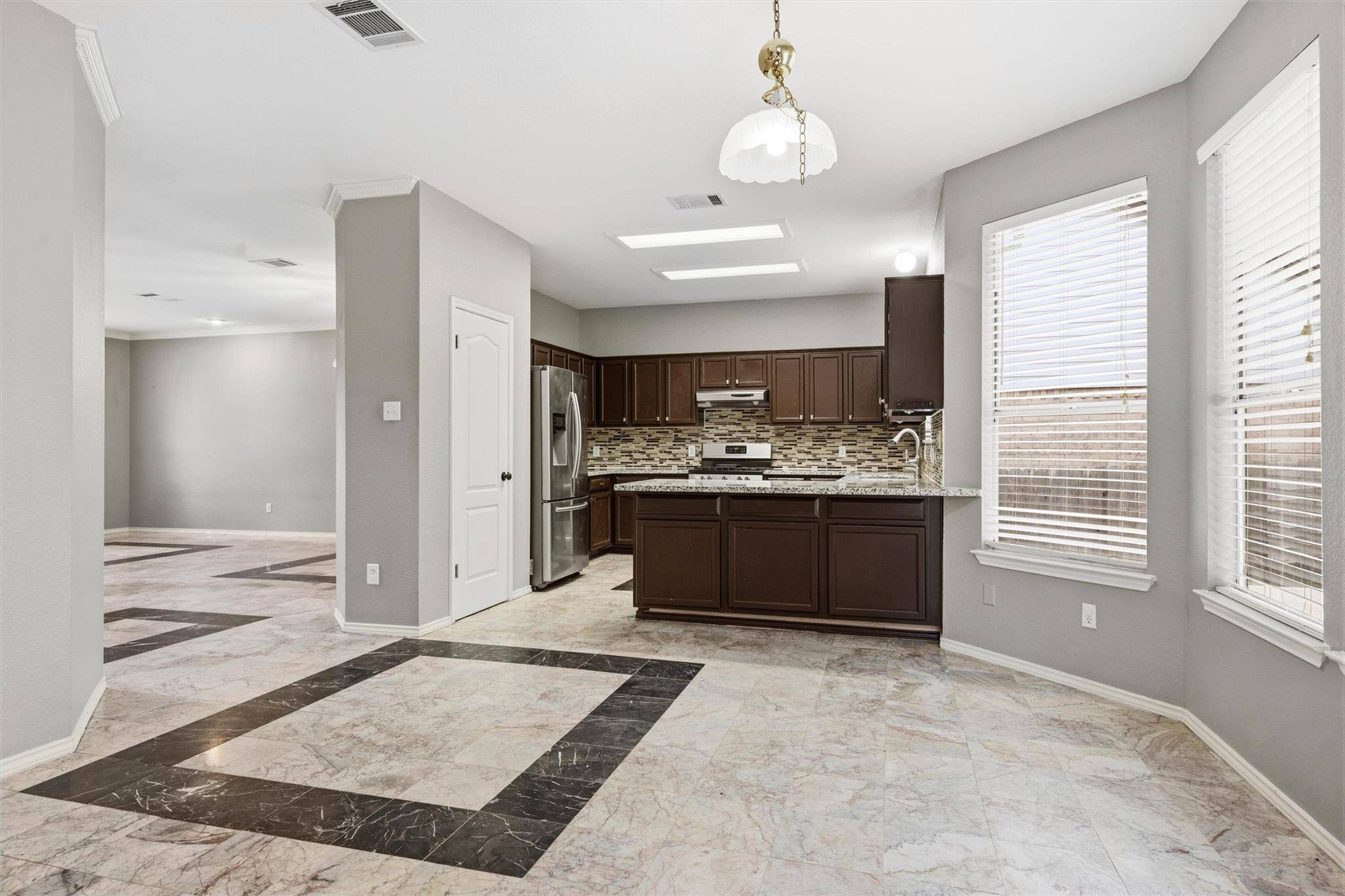 2813 Cortez DR, Cedar Park, TX 78613