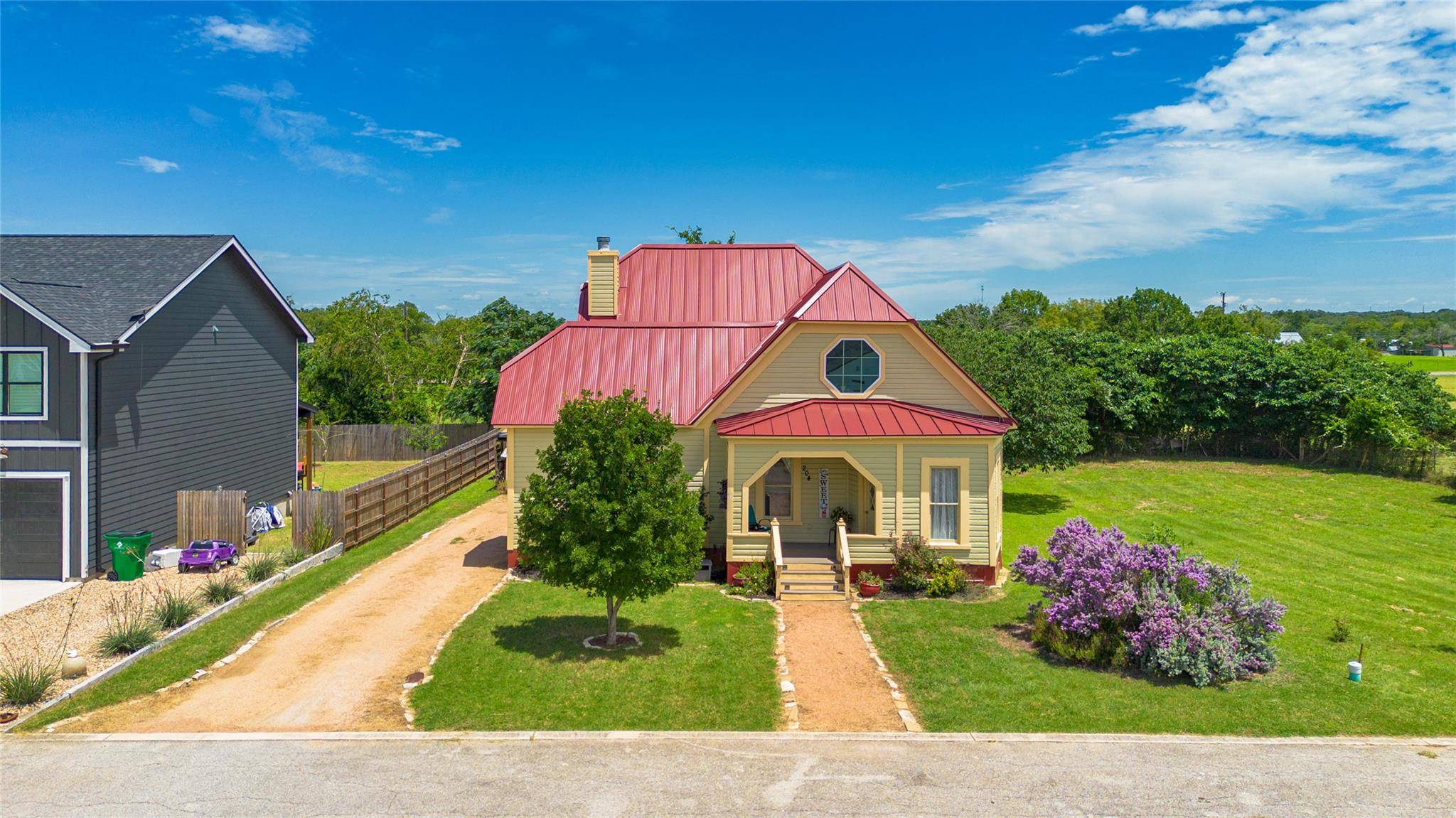204 Prim Rose ST, Blanco, TX 78606