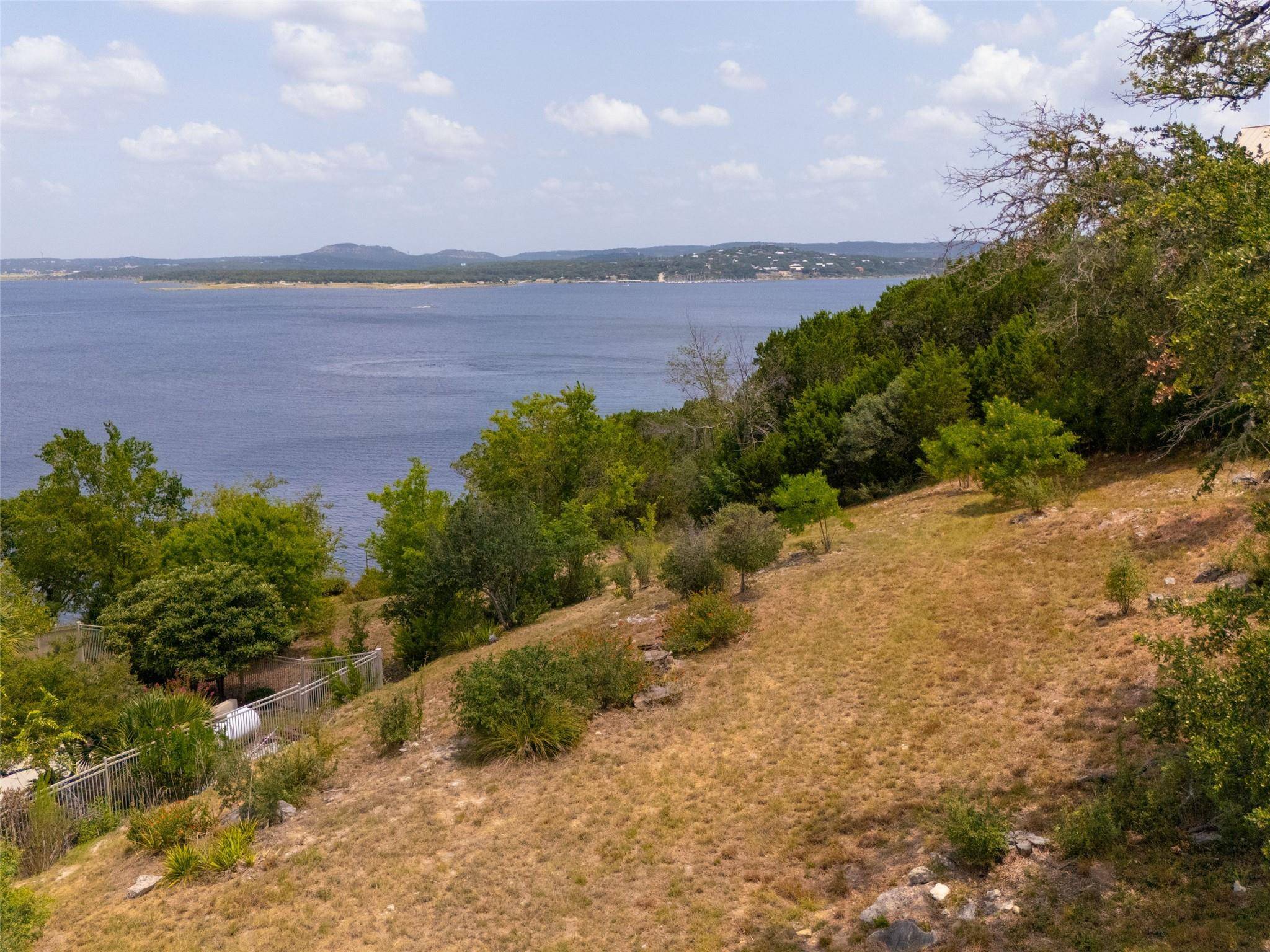 909 Janet DR, Canyon Lake, TX 78133