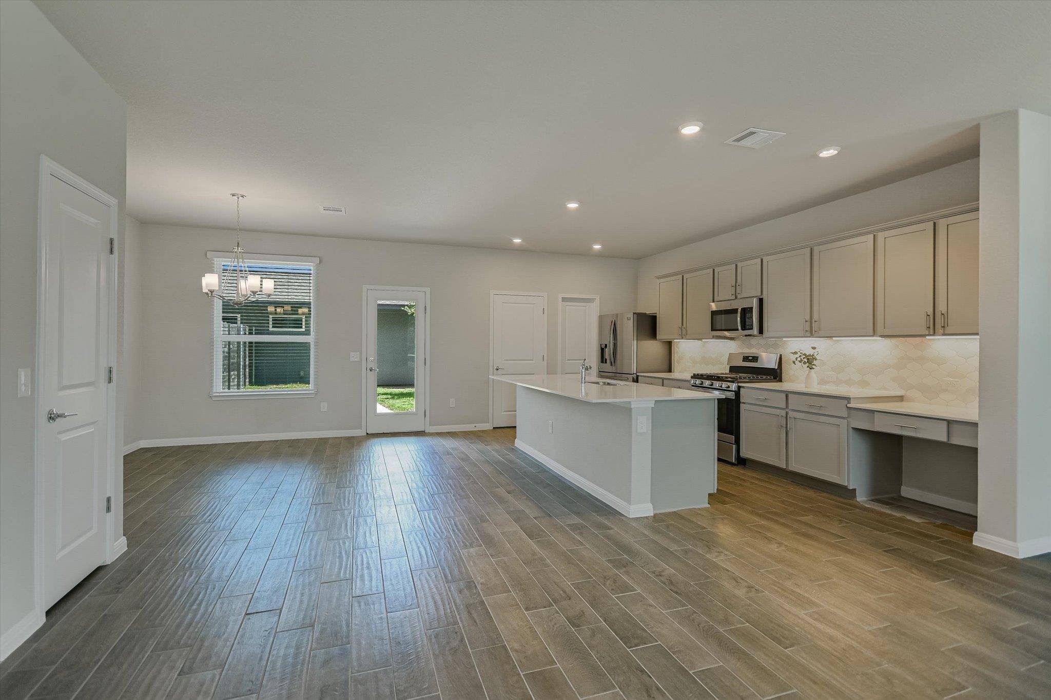8717 Whitter DR #B, Austin, TX 78747