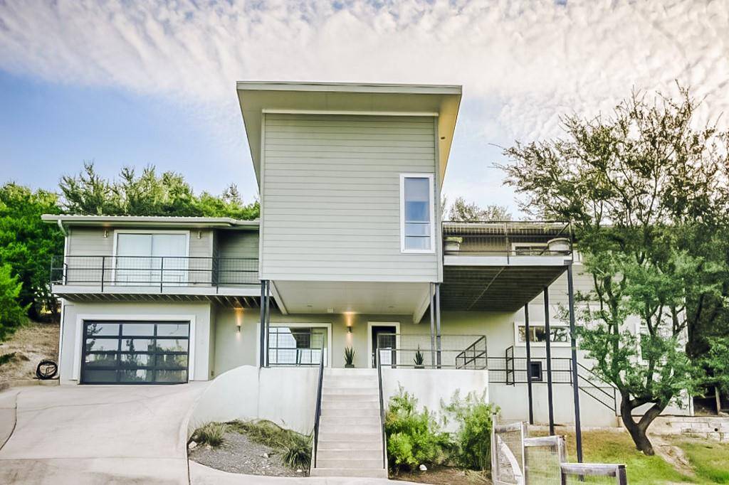 19510 Inverness DR, Spicewood, TX 78669