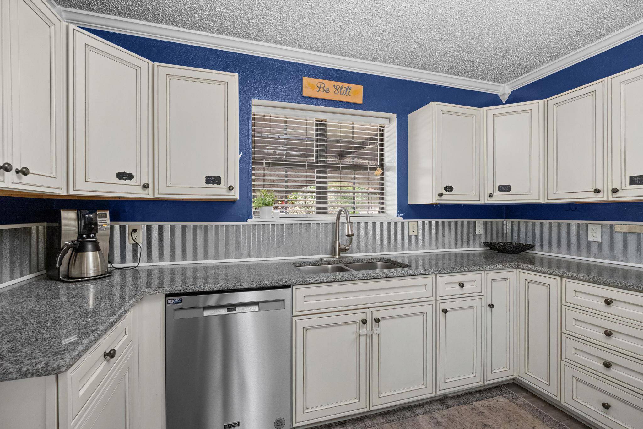 349 Arrowhead Point RD, Belton, TX 76513