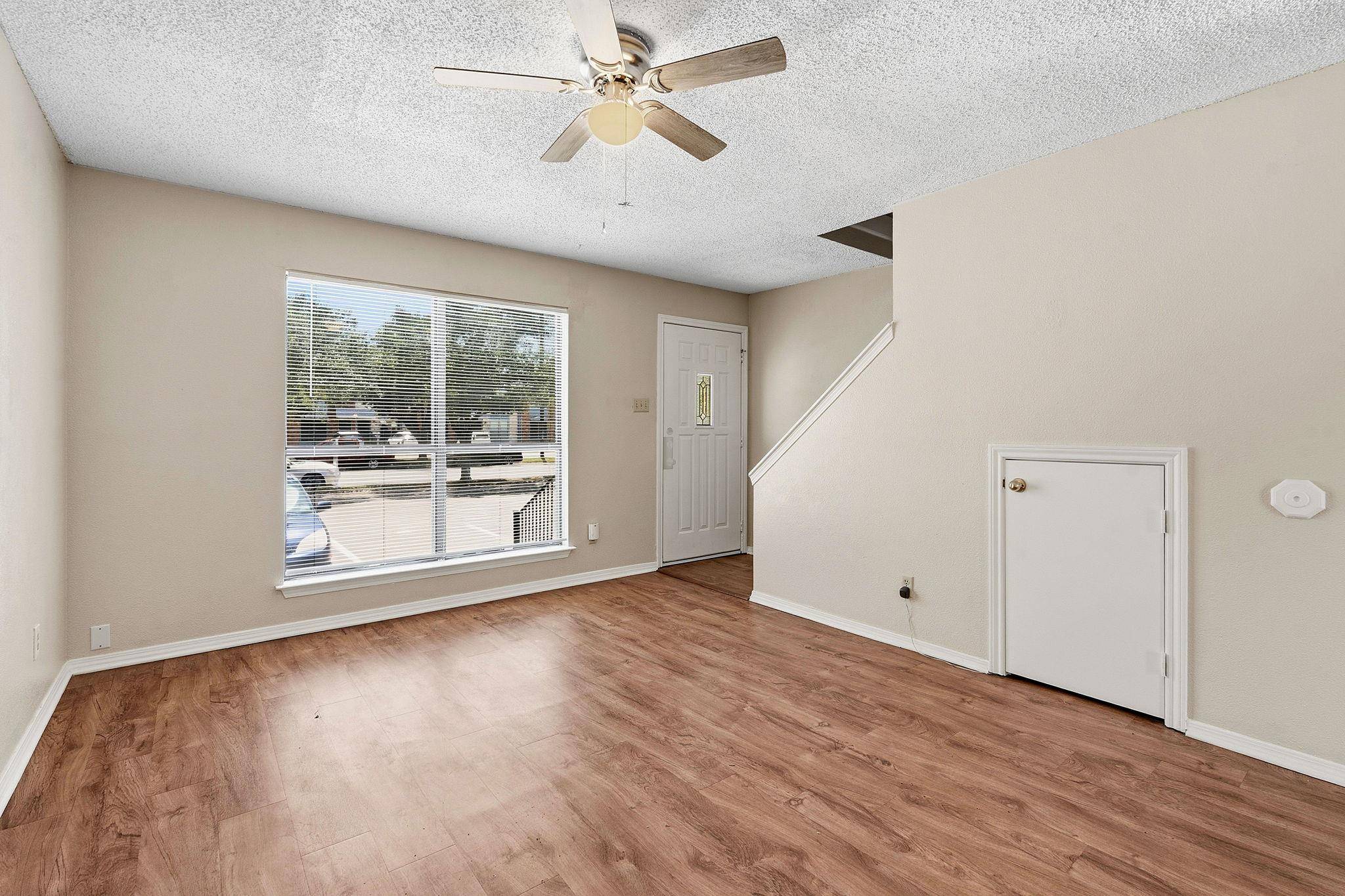 3009 Whisper Oaks LN #C, Georgetown, TX 78628
