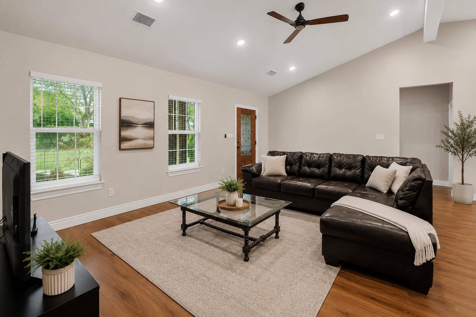 104 Bill ST, Elgin, TX 78621
