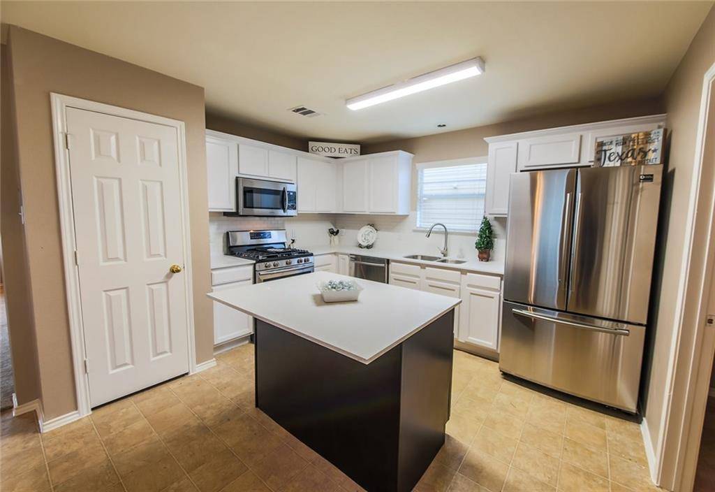 1807 Lost Maples LOOP, Cedar Park, TX 78613