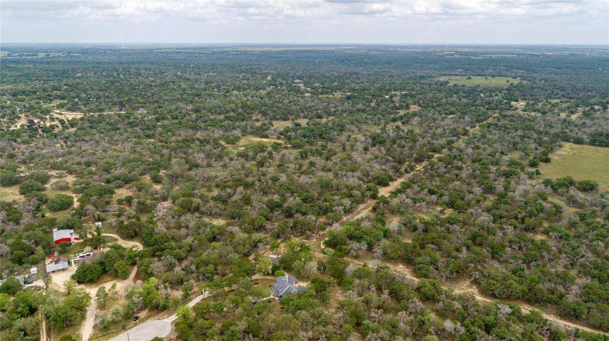 227 Encino DR, Floresville, TX 78114