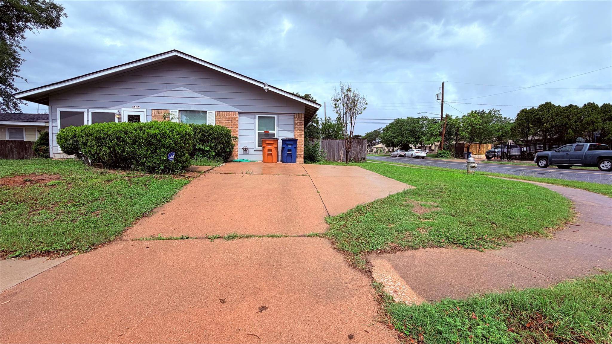 8404 Maine DR, Austin, TX 78758
