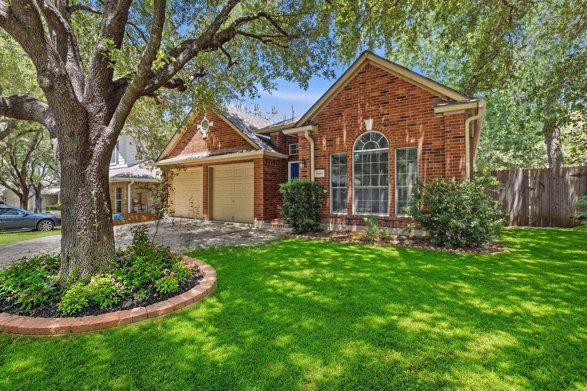 1904 Montana Sky DR, Austin, TX 78727