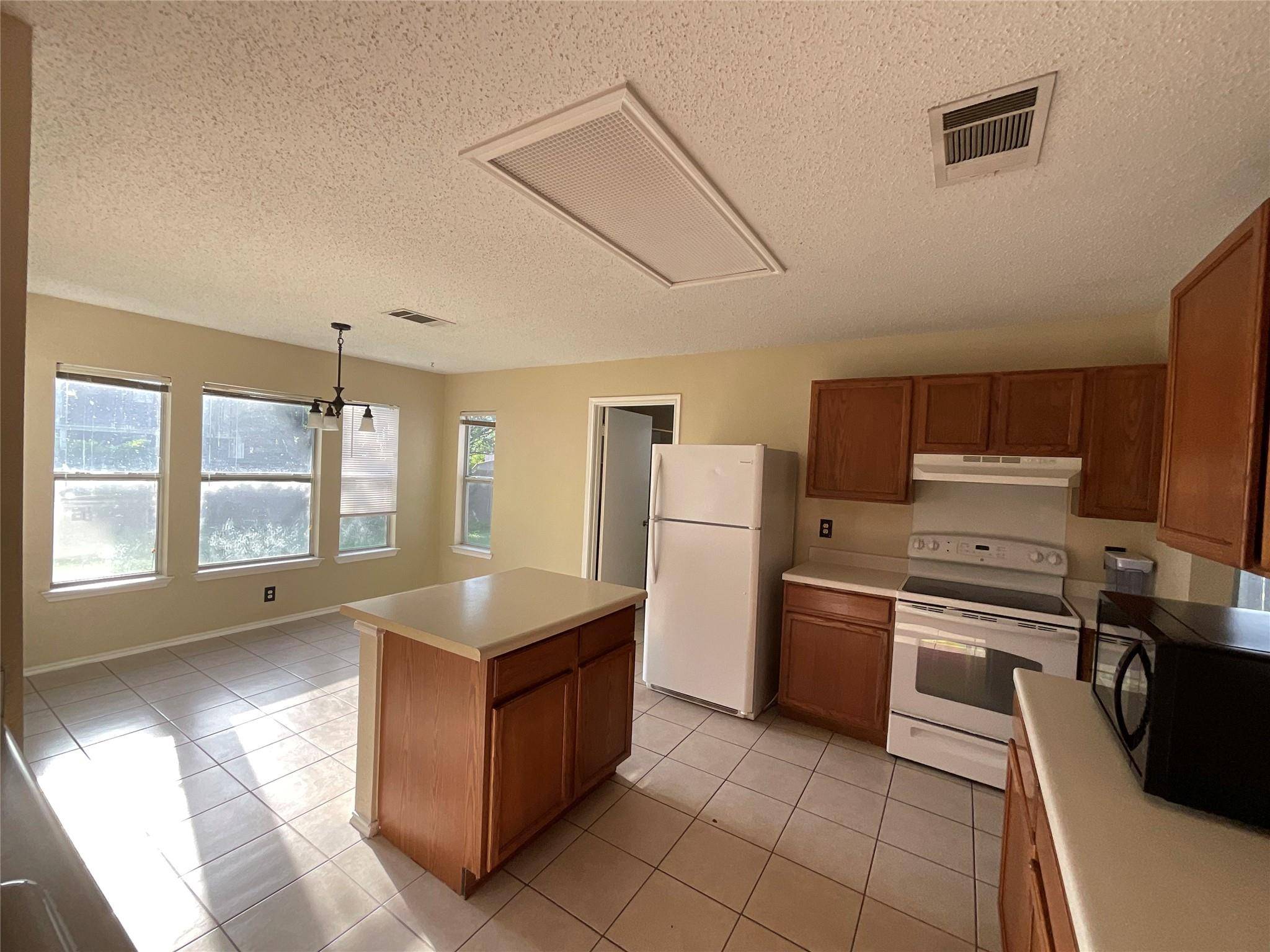 1172 Southern PL, Round Rock, TX 78665