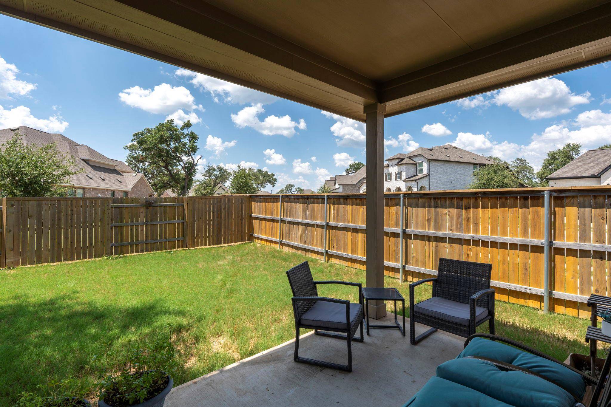 805 Cold River RUN, Kyle, TX 78640