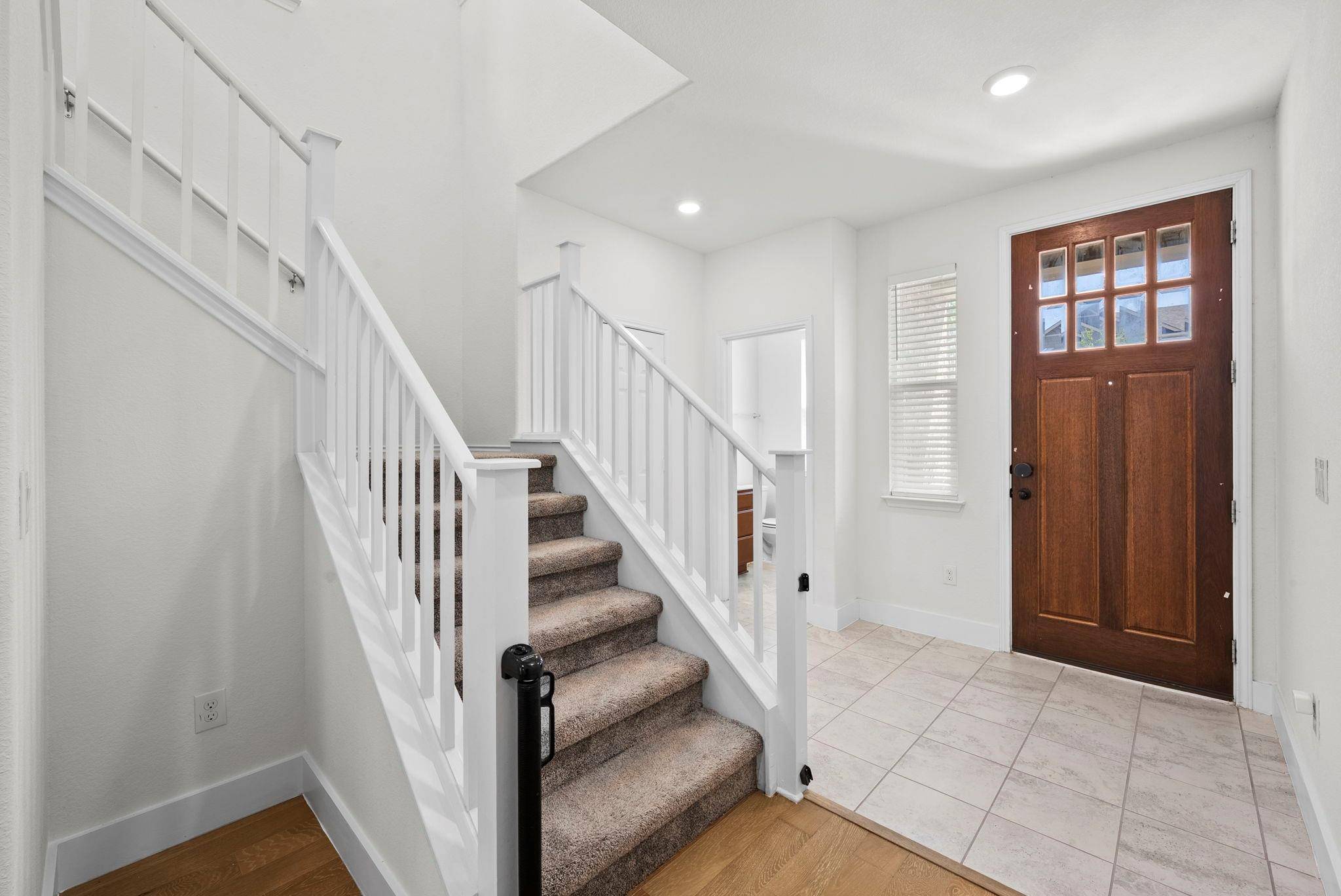 544 Ayinger LN, Austin, TX 78728