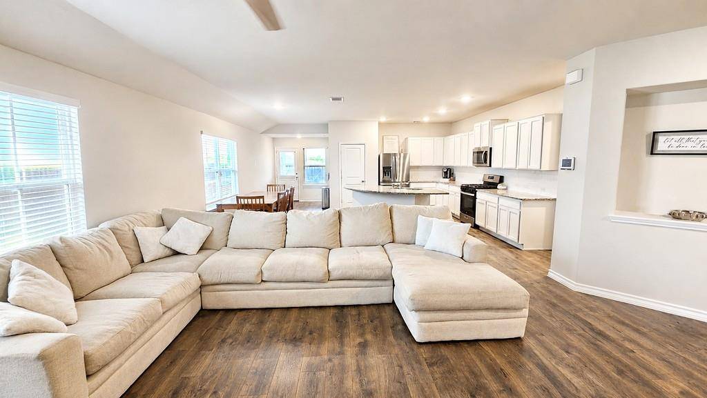 905 Rolling River CV, Cibolo, TX 78108
