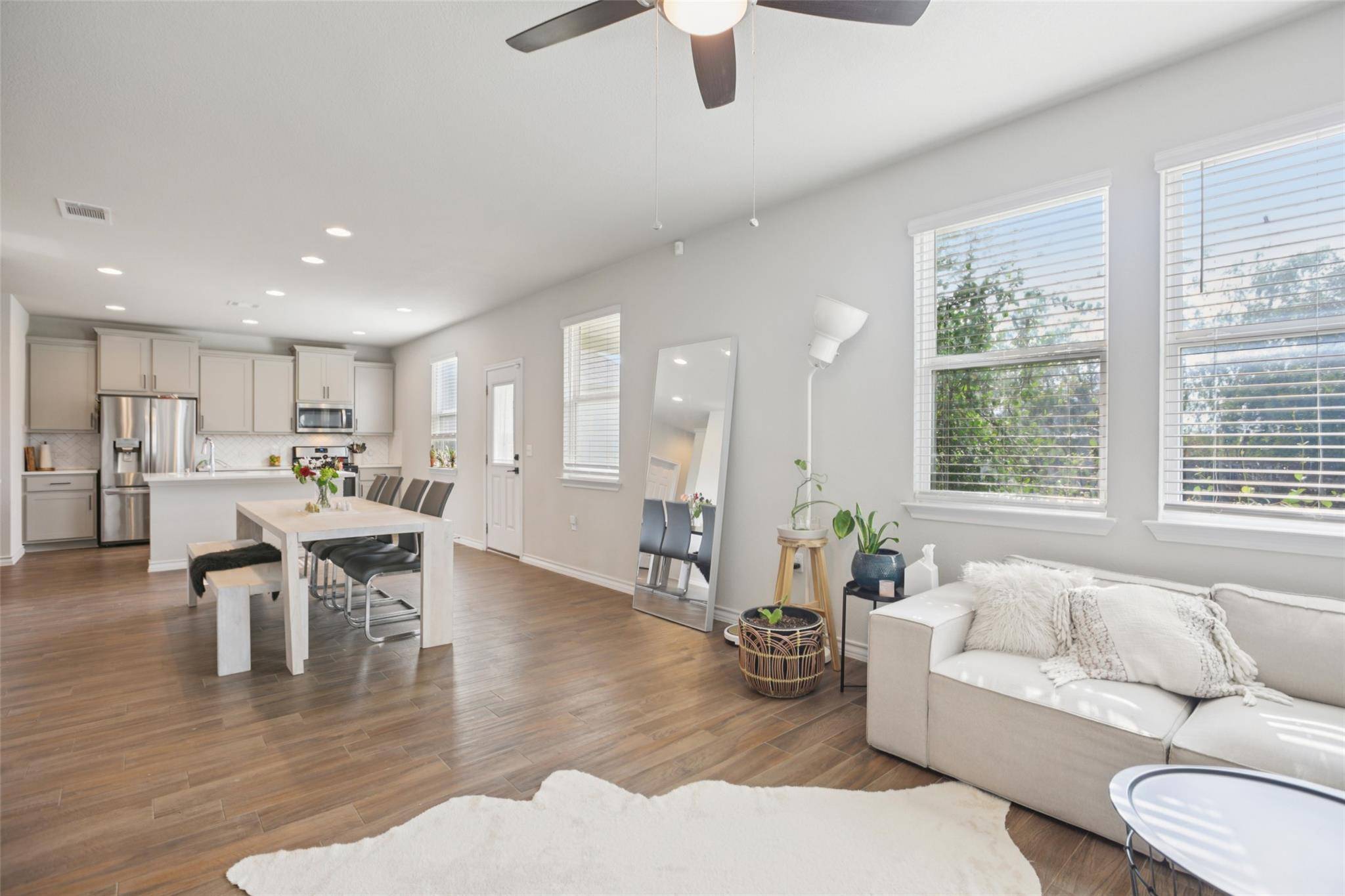 1913 Jacey WAY, Austin, TX 78725