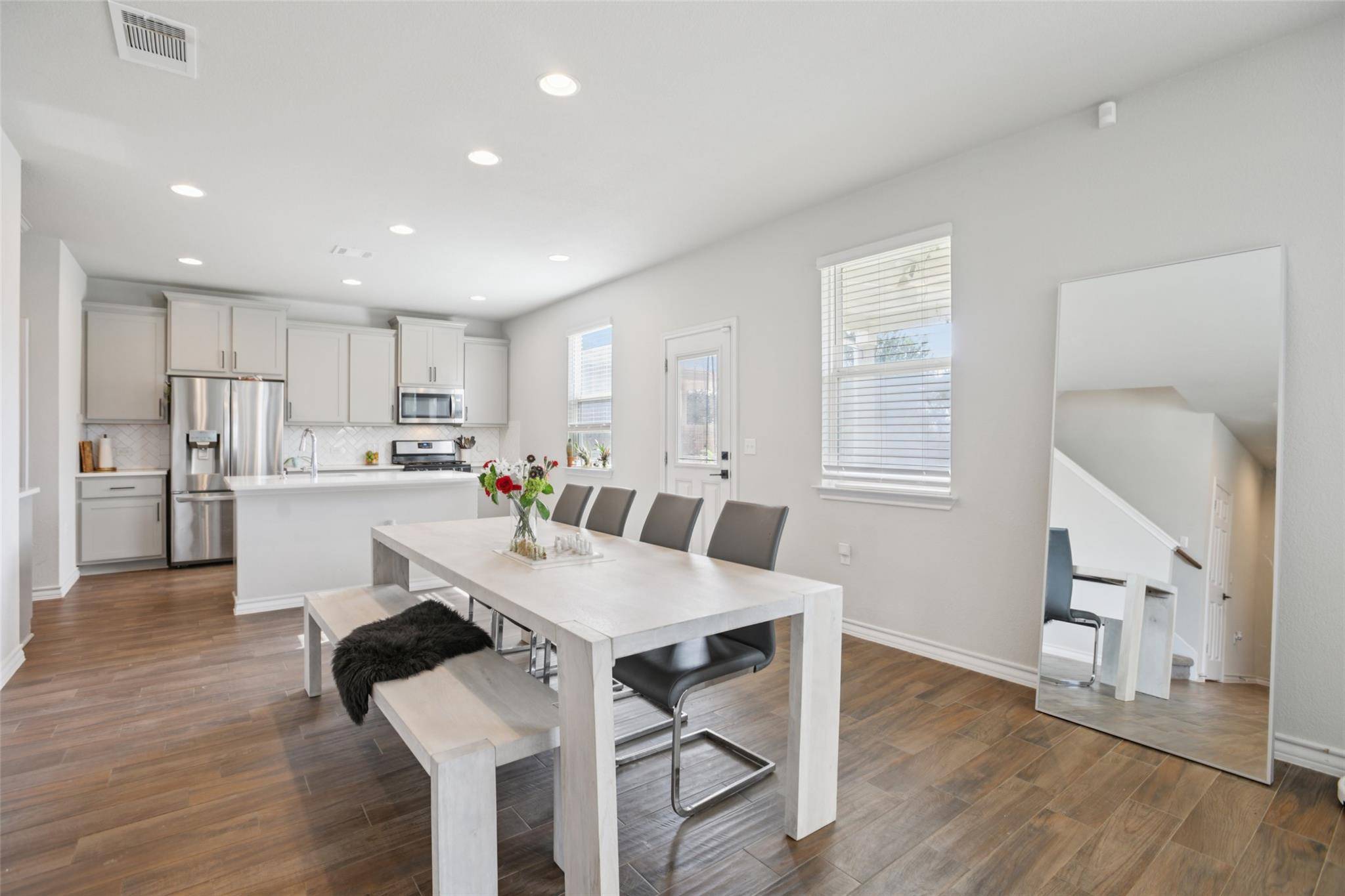 1913 Jacey WAY, Austin, TX 78725