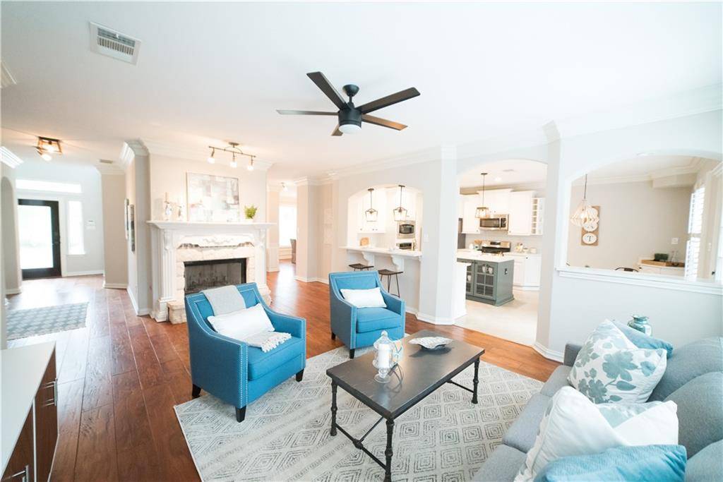 2049 Golden Bear DR, Round Rock, TX 78664