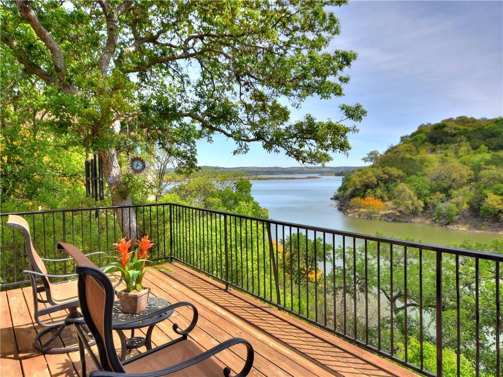 111 Center Cove I LOOP, Spicewood, TX 78669