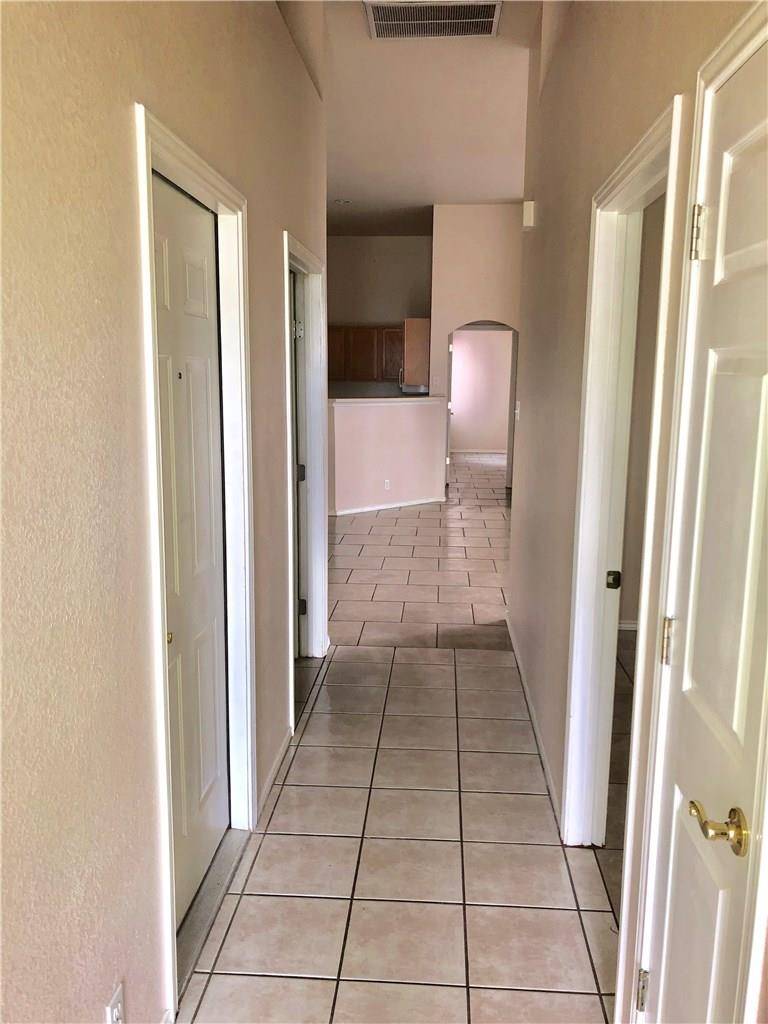 2848 Southampton WAY #A, Round Rock, TX 78664