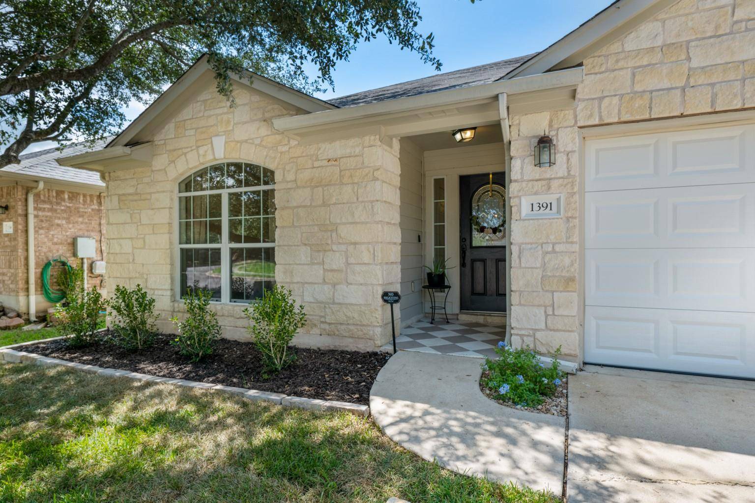 1391 Stone Rim LOOP, Buda, TX 78610