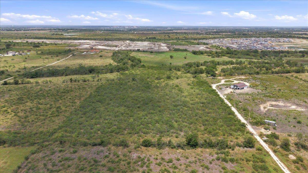 1420 Scull RD, San Marcos, TX 78666