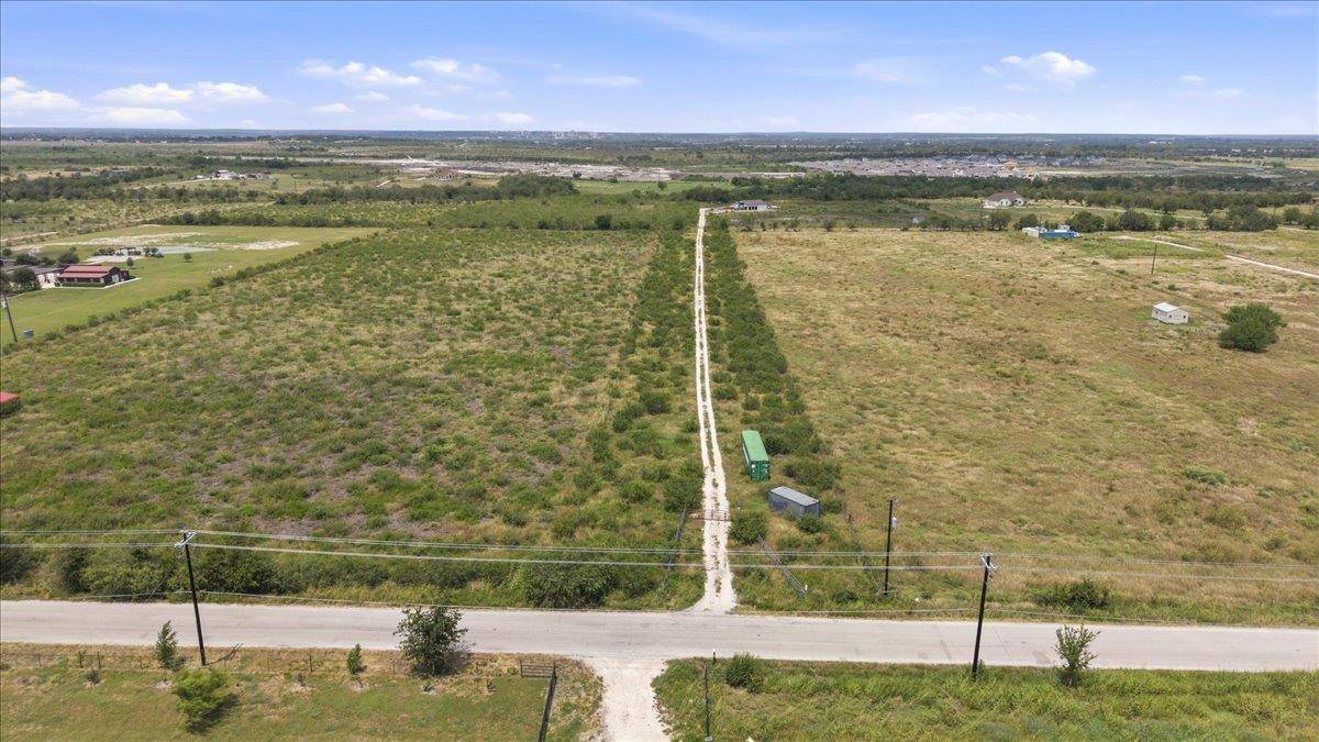 1420 Scull RD, San Marcos, TX 78666