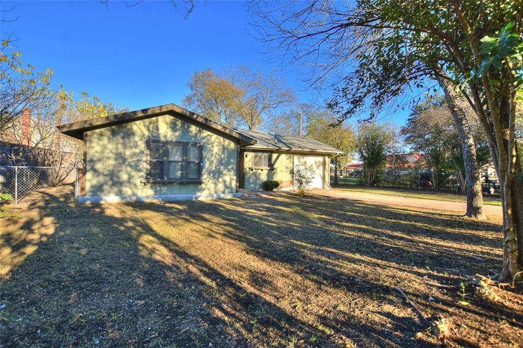 1705 Maple ST, Georgetown, TX 78626